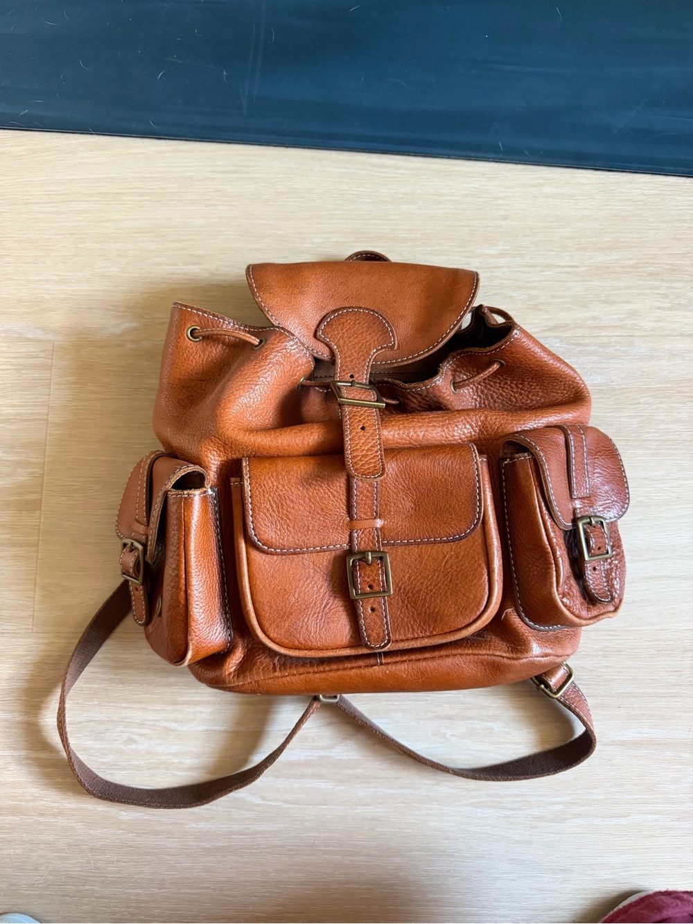 Club Monaco Leather Drawstring Backpack Rucksack in Cognac Brown